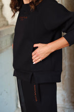 Įkelti vaizdą į galerijos rodinį, V&V „Adventure lover“ džemperis