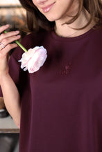 Įkelti vaizdą į galerijos rodinį, V&V „FULL OF LOVE“ marškinėliai