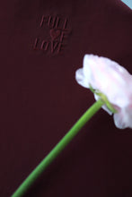 Įkelti vaizdą į galerijos rodinį, V&V „FULL OF LOVE“ marškinėliai