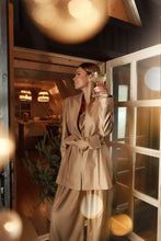 Įkelti vaizdą į galerijos rodinį, „Golden dust“ švarkas