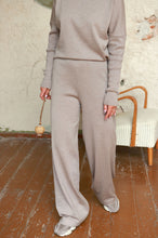 Įkelti vaizdą į galerijos rodinį, V&V „Imbieras“ merino vilnos kelnės