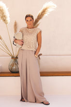 Įkelti vaizdą į galerijos rodinį, V&V „Idilė“ nėrinių palaidinė