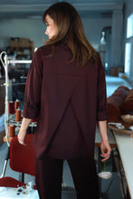 Įkelti vaizdą į galerijos rodinį, V&V „Merlot‘as“ marškinių tipo švarkas