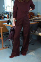 Įkelti vaizdą į galerijos rodinį, V&V „Merlot“ plačios kelnės