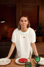 Įkelti vaizdą į galerijos rodinį, V&V „Širdytė“ baltos spalvos marškinėliai