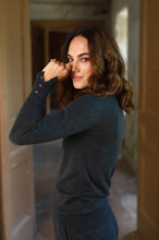 Įkelti vaizdą į galerijos rodinį, V&V „Skalūnas“ merino vilnos golfas