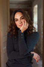 Įkelti vaizdą į galerijos rodinį, V&V „Skalūnas“ merino vilnos golfas