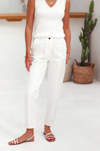 Įkelti vaizdą į galerijos rodinį, V&V „Smart“ balti džinsai