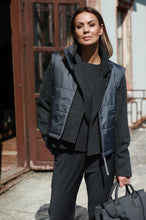 Įkelti vaizdą į galerijos rodinį, V&V „Wolf“ striukinė liemenė