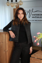 Įkelti vaizdą į galerijos rodinį, V&amp;V  „Anyžius“ striukinė liemenė
