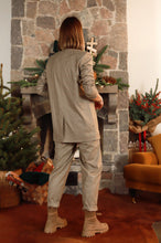 Įkelti vaizdą į galerijos rodinį, V&amp;V „Jingle joy“ kelnės
