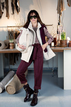 Įkelti vaizdą į galerijos rodinį, V&amp;V „LOVE“ kelnės
